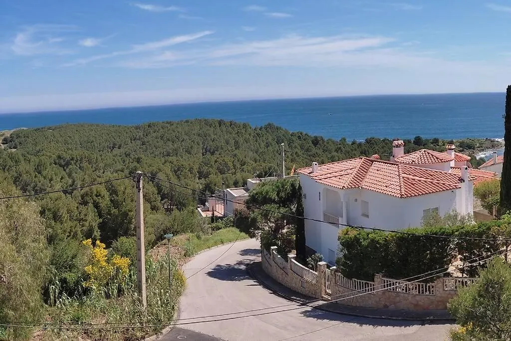 Comme Un Phare Sur La Mer Llanca Spain